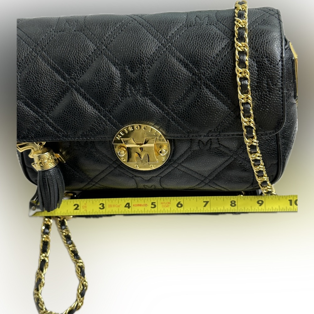 METROCITY ITALY Quilted Leather SERRATO Collection Black Gold Shoulder Bag EUC - Picture 12 of 15